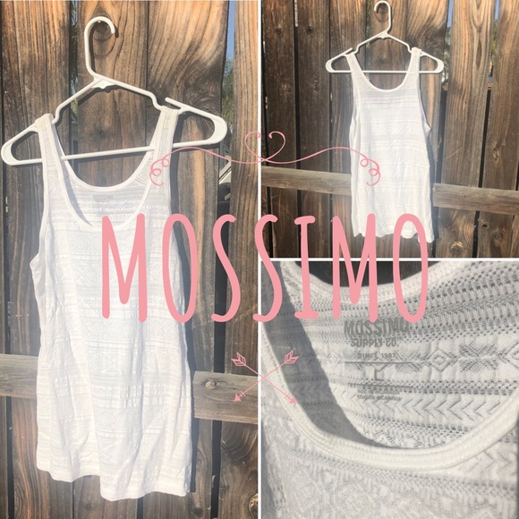 Mossimo Supply Co. Tops - {Mossimo} 🍭The Quintessential White Tank Top